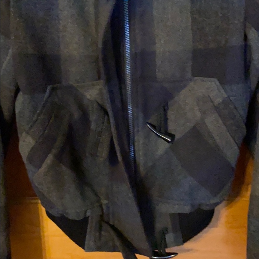 American Rag winter coat - Picture 5 of 6